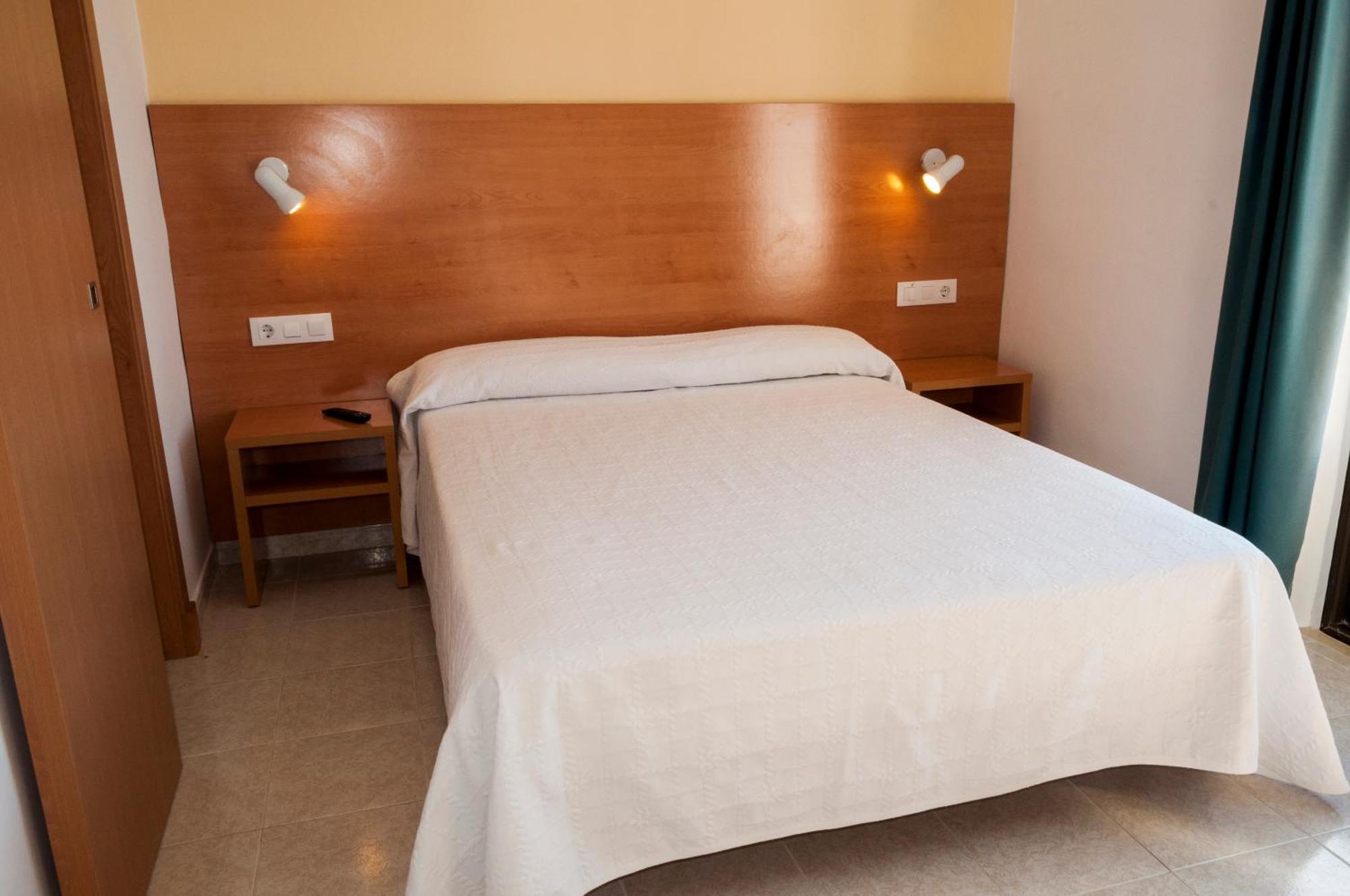 Hotel Madrid シウタデリャ エクステリア 写真