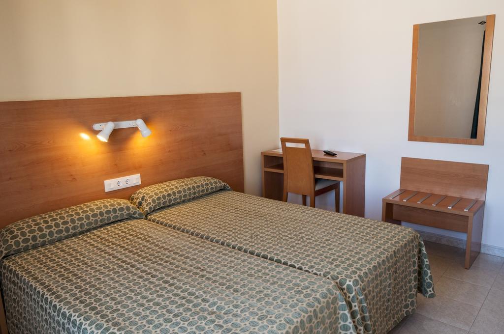 Hotel Madrid シウタデリャ エクステリア 写真